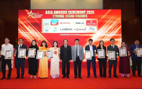 HANEL VÀ CHỦ TỊCH HANEL ĐƯỢC VINH DANH TẠI DIỄN ĐÀN HỢP TÁC KINH TẾ CHÂU Á 2025